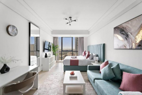 StoneTree - Cozy Studio - JLT